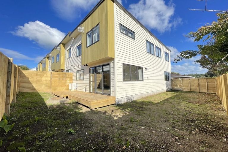 Photo of property in 7/61 East Street, Papakura, 2110