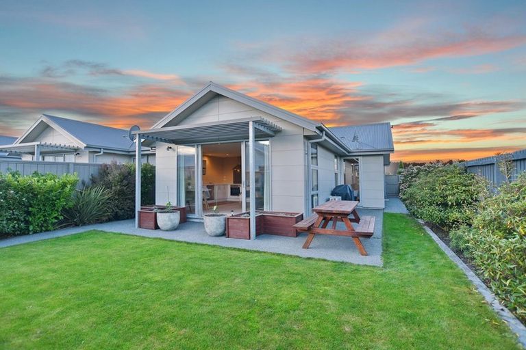 Photo of property in 15 Cassino Street, Rangiora, 7400