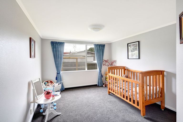 Photo of property in 16 Silverstream Drive, Mosgiel, 9024