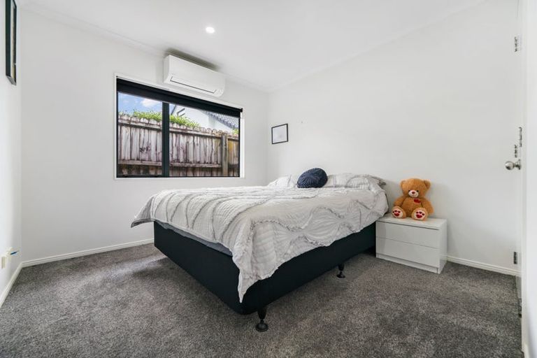 Photo of property in 82 Hillwell Drive, Henderson, Auckland, 0612