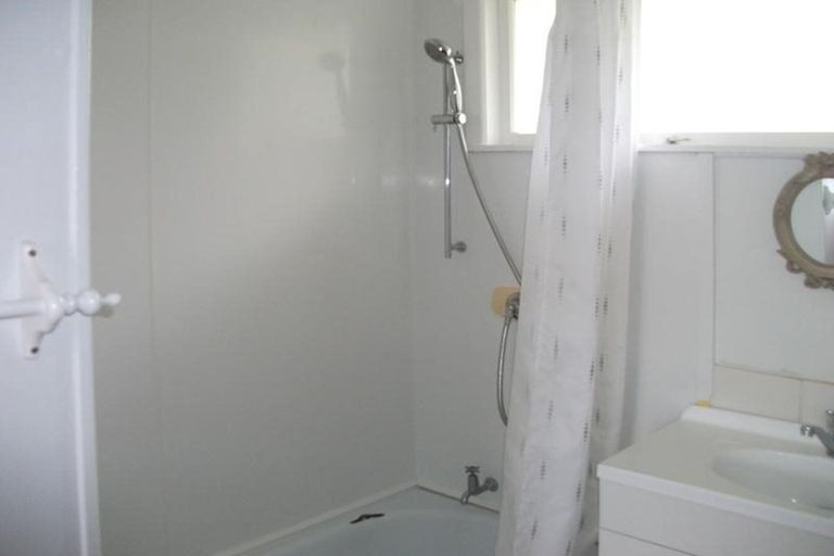 Photo of property in 5/119 Seabrook Avenue, New Lynn, Auckland, 0600