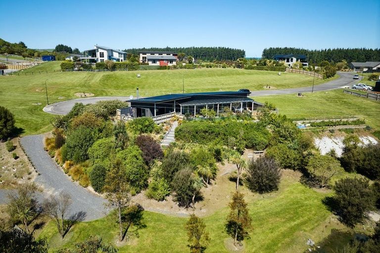 Photo of property in 15 Clemett Court, Kaikoura Flat, Kaikoura, 7371