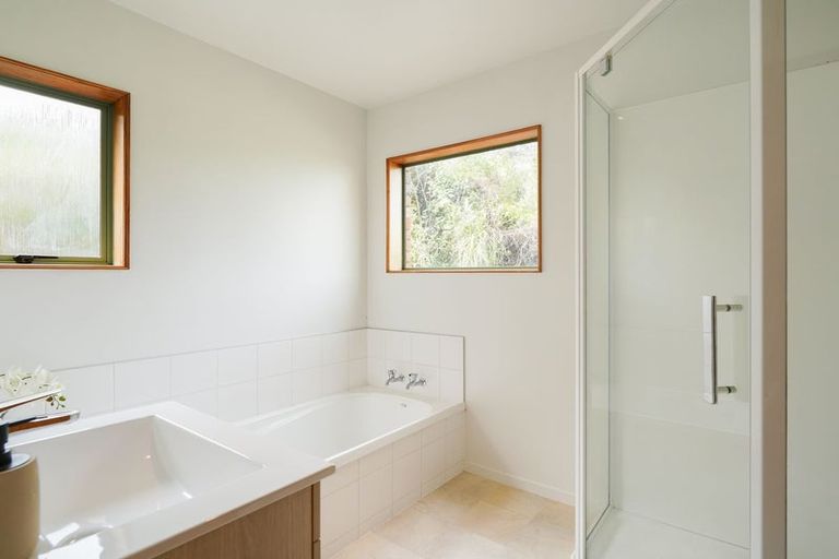 Photo of property in 135 Heywood Street, Grasmere, Invercargill, 9810