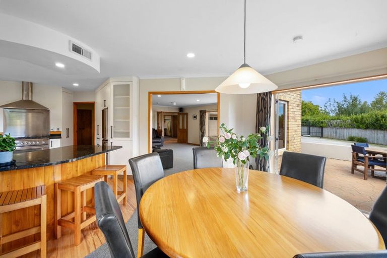 Photo of property in 10a Shelter Grove, Frankleigh Park, New Plymouth, 4310