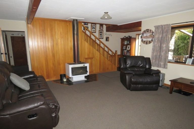 Photo of property in 32 Leven Street, South Hill, Oamaru, 9400