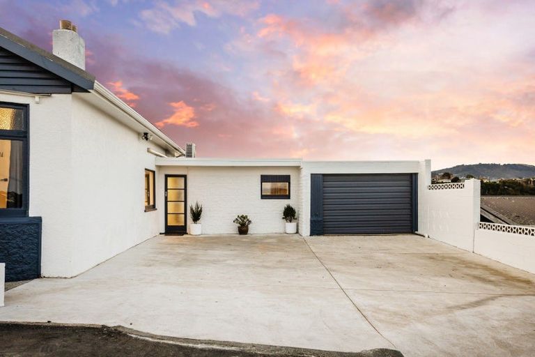 Photo of property in 93 Moana Crescent, Musselburgh, Dunedin, 9013