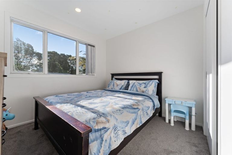 Photo of property in 24 Glendene Avenue, Glendene, Auckland, 0602