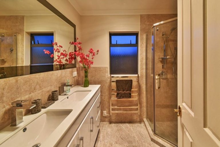 Photo of property in 51 Bellville Drive, Clendon Park, Auckland, 2103