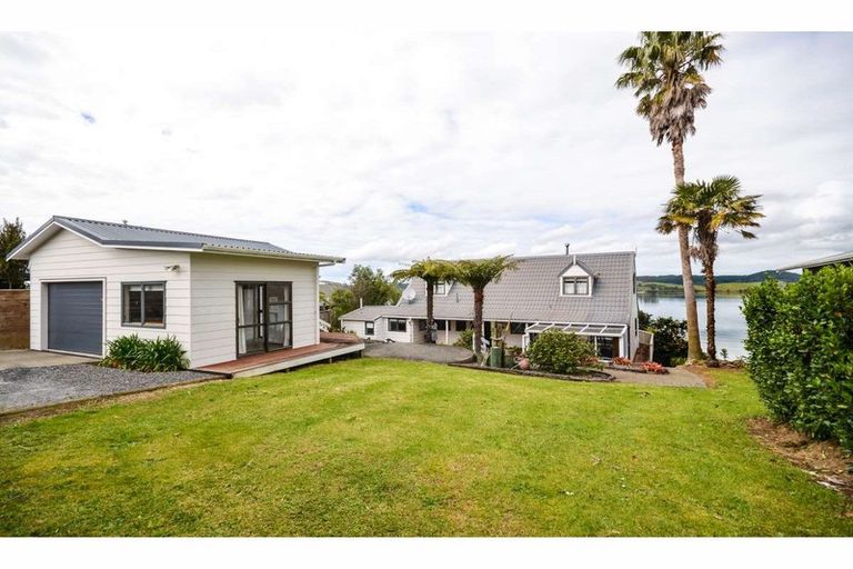 Photo of property in 28 Rangitane Loop Road, Kerikeri, 0294