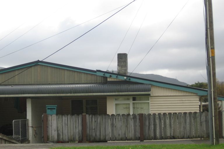 Photo of property in 10-12 Chittick Street, Stokes Valley, Lower Hutt, 5019