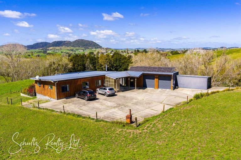 Photo of property in 32 Nikau Lane, Maungaturoto, 0520