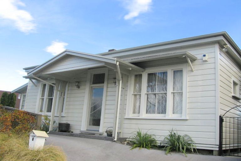 Photo of property in 1 Terrace Lane, Hospital Hill, Napier, 4110