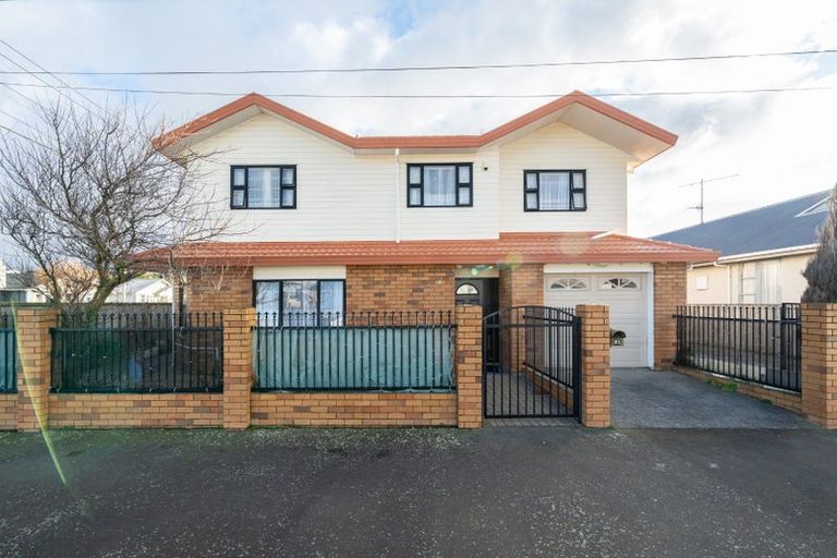 Photo of property in 31 Devonshire Road, Miramar, Wellington, 6022