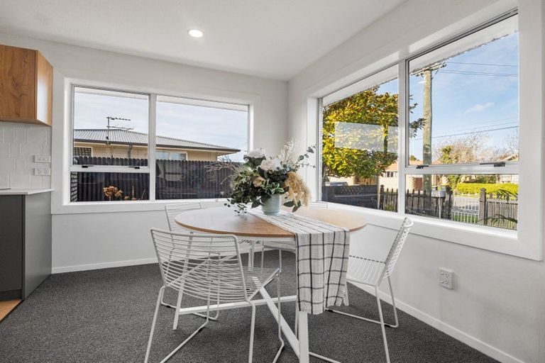 Photo of property in 67 Farquhars Road, Redwood, Christchurch, 8051