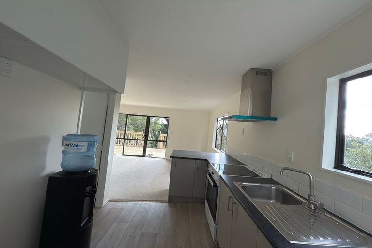 Photo of property in 320 Paremoremo Road, Paremoremo, Auckland, 0632