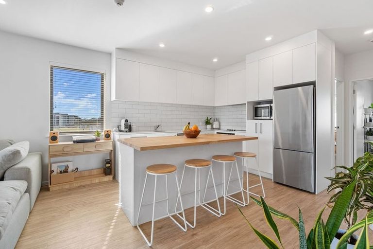 Photo of property in 110/165 Lake Road, Northcote, Auckland, 0627