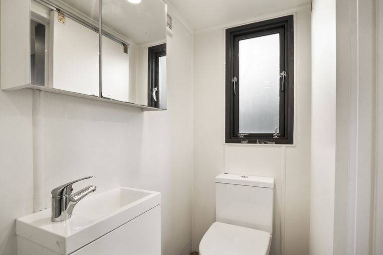 Photo of property in 2 Iona Street, Mornington, Dunedin, 9011