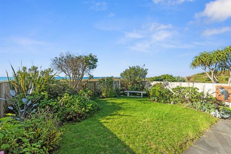 Photo of property in 1/161b Oceanbeach Road, Mount Maunganui, 3116