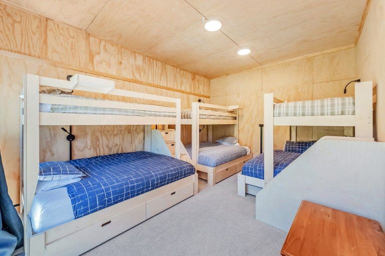 Photo of property in 193 Whitecliffs Road, Whitecliffs, Coalgate, 7673