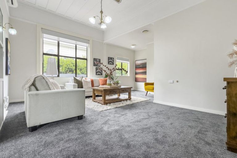 Photo of property in 3a Haverstock Road, Sandringham, Auckland, 1025