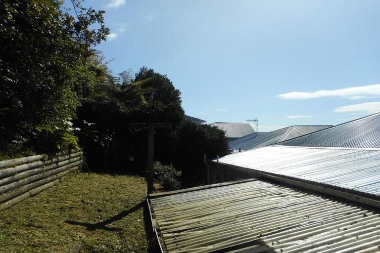 Photo of property in 82 Kelburn Parade, Kelburn, Wellington, 6012