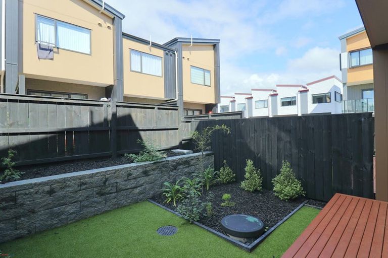 Photo of property in 38 Rana Road, Flat Bush, Auckland, 2019
