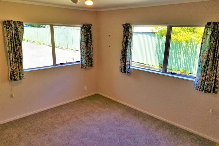 Photo of property in 240a Te Atatu Road, Te Atatu South, Auckland, 0610