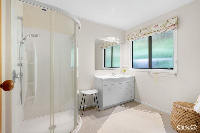 Photo of property in 8/24 Acheron Road, Paremata, Porirua, 5026