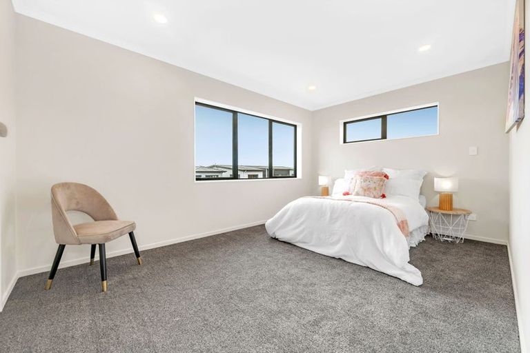 Photo of property in 32 Adamson Road, Flat Bush, Auckland, 2019