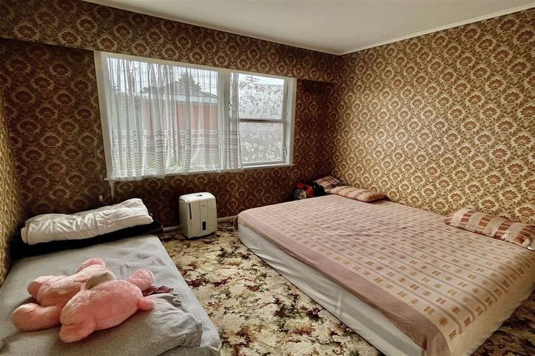 Photo of property in 2/79 Rimu Street, New Lynn, Auckland, 0600