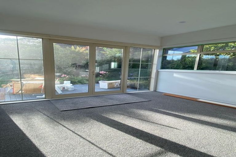 Photo of property in 9 Martin Avenue, Beckenham, Christchurch, 8023