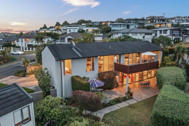 Photo of property in 20 The Ritz, Orewa, 0931