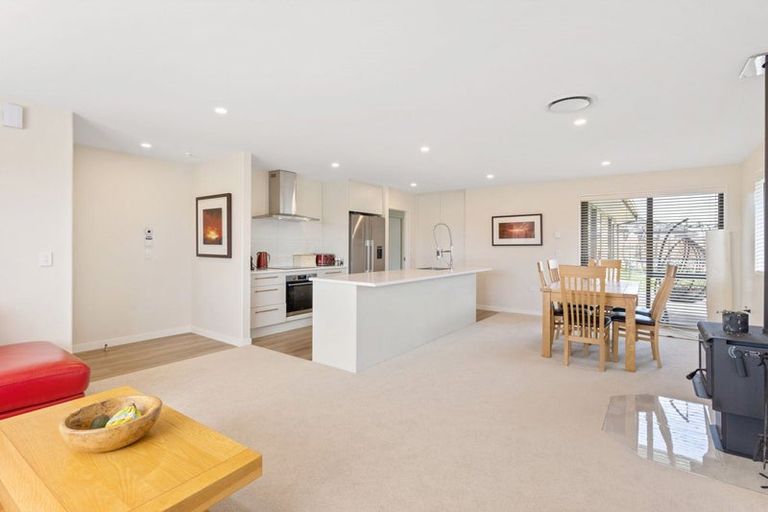 Photo of property in 3 Allied Road, Halswell, Christchurch, 8025