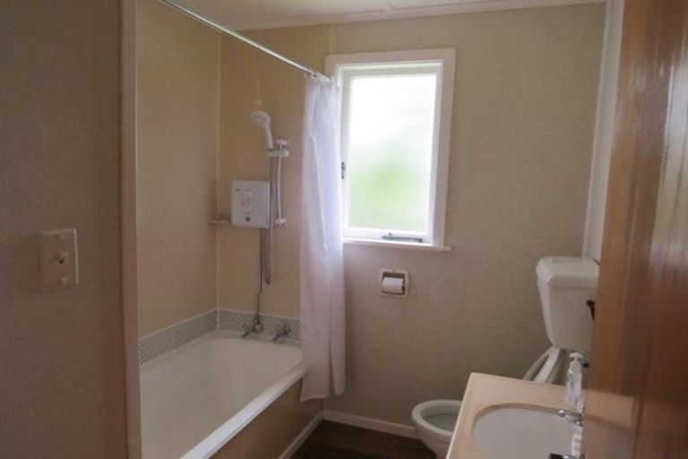 Photo of property in 67a Clawton Street, Westown, New Plymouth, 4310