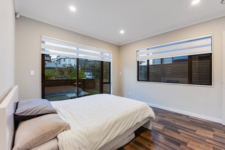 Photo of property in 17 Tawatawa Street, Long Bay, Auckland, 0630