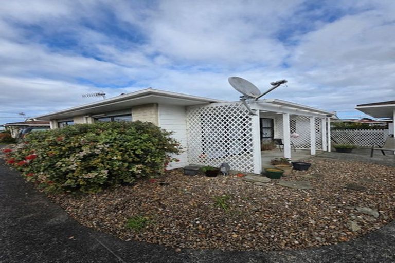 Photo of property in 5 Lillian Street, Belmont, Lower Hutt, 5010