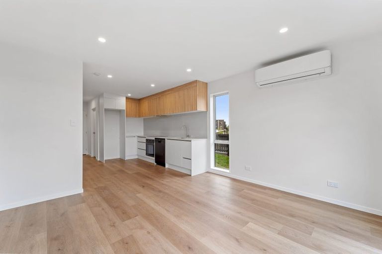 Photo of property in 361 Glengarry Road, Glen Eden, Auckland, 0602