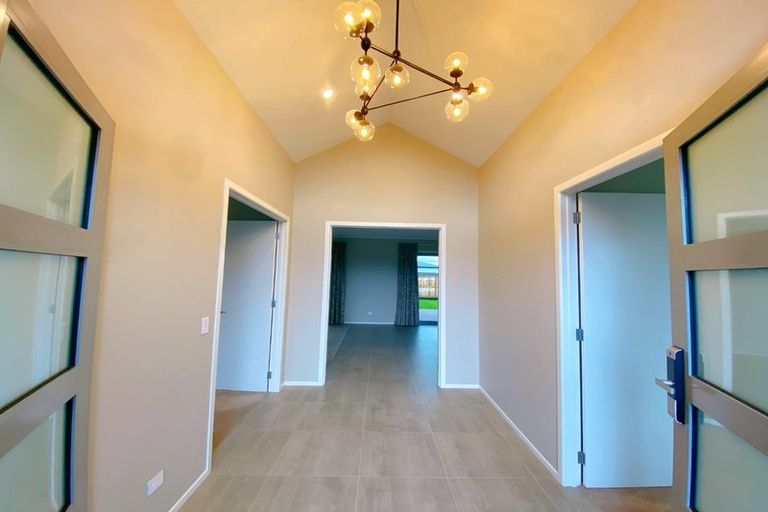 Photo of property in 53 Sylvester Crescent, Flagstaff, Hamilton, 3210