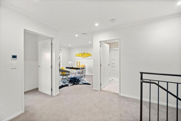 Photo of property in 3 Matairangi Avenue, Totara Heights, Auckland, 2105