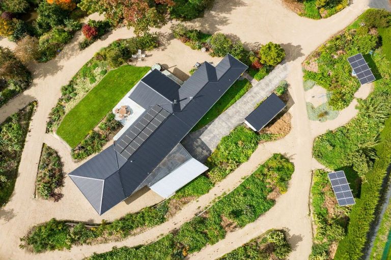 Photo of property in 252 Tirohanga Road, North Taieri, Mosgiel, 9092