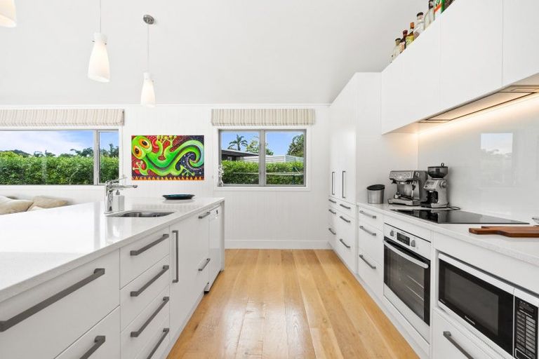 Photo of property in 2 Meridian Place, Matapouri, Whangarei, 0173