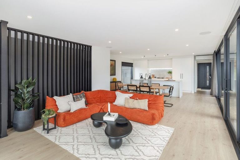 Photo of property in 3 Selleck Street, Mount Pleasant, Christchurch, 8081