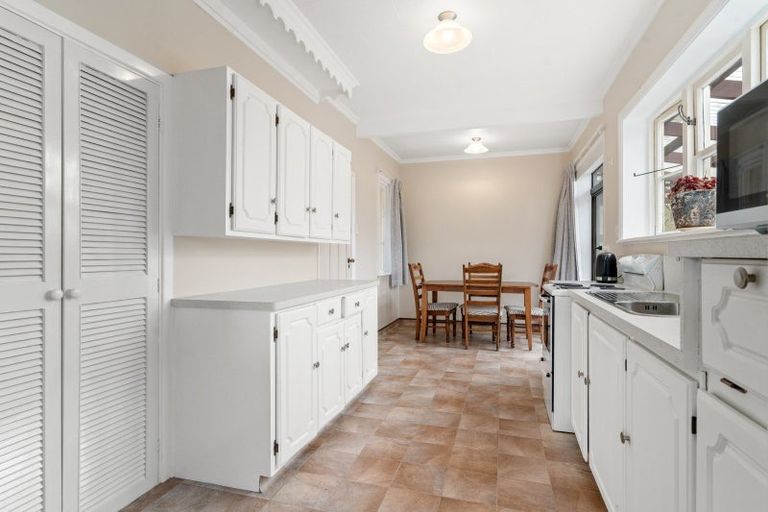 Photo of property in 24 Masters Crescent, Masterton, 5810