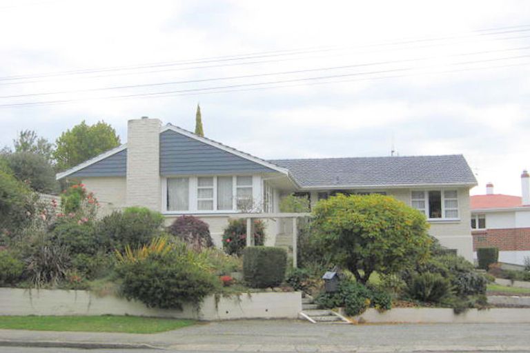 Photo of property in 32 Awamoa Road, Holmes Hill, Oamaru, 9401