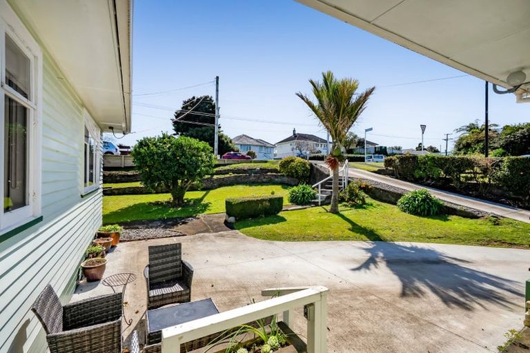 Photo of property in 99 Clawton Street, Westown, New Plymouth, 4310