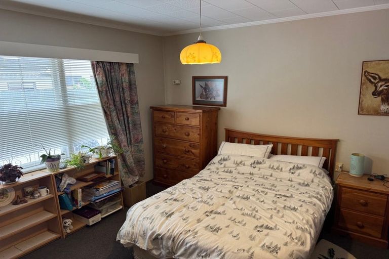 Photo of property in 3/39 Middle Road, Havelock North, 4130