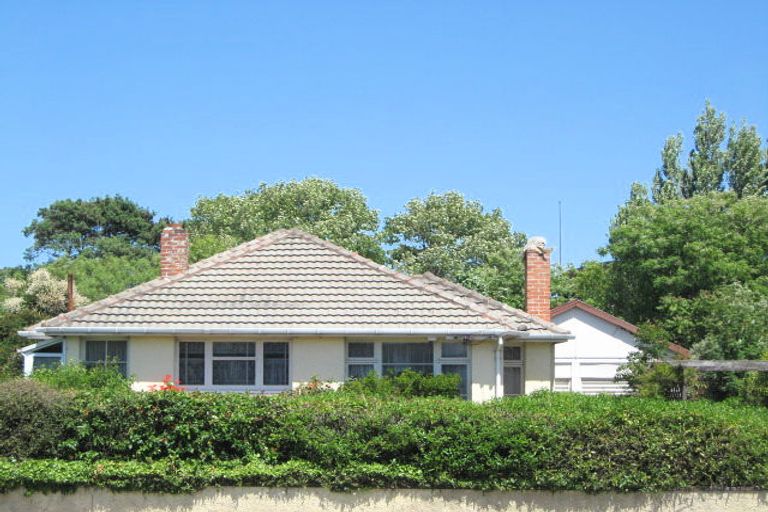 Photo of property in 128 Shortland Street, Wainoni, Christchurch, 8061