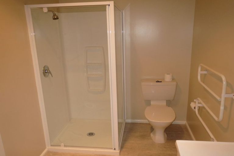 Photo of property in 29 Gleneagles Terrace, Ilam, Christchurch, 8053