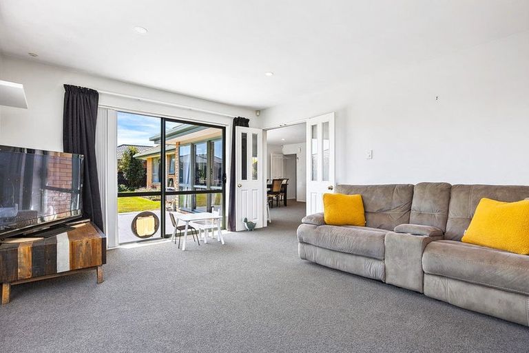 Photo of property in 68 Bella Rosa Drive, Hei Hei, Christchurch, 8042