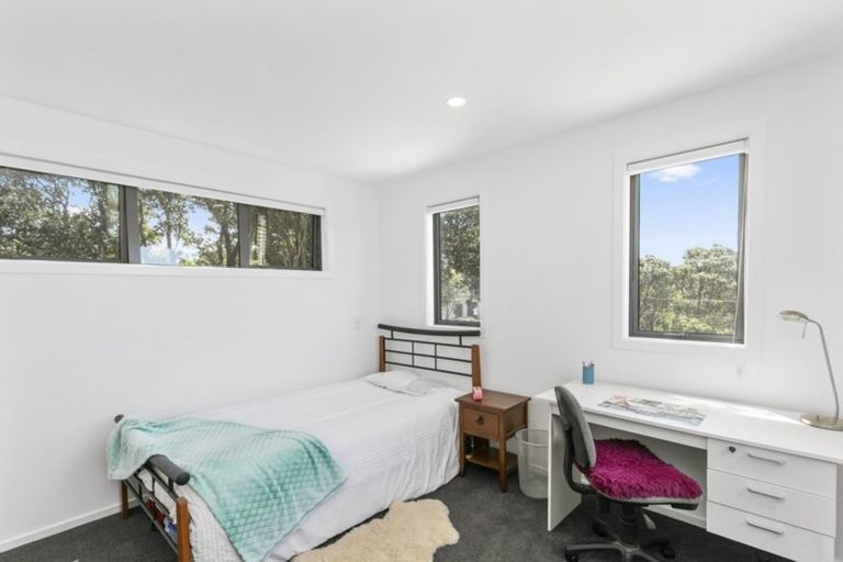 Photo of property in 42 Mandalay Terrace, Khandallah, Wellington, 6035